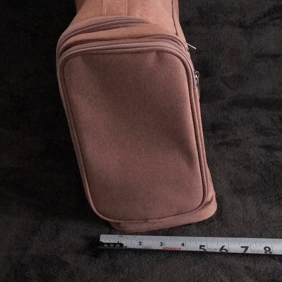 Large Capacity Toiletry Bag for Women with Hanging Hook - Picture 4 of 10